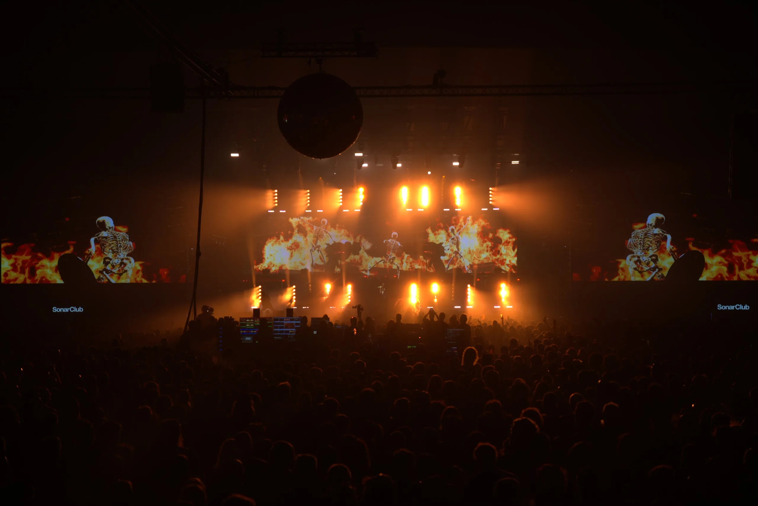 The Prodigy @ SonarClub, Sónar 2026 — visuels et flammes